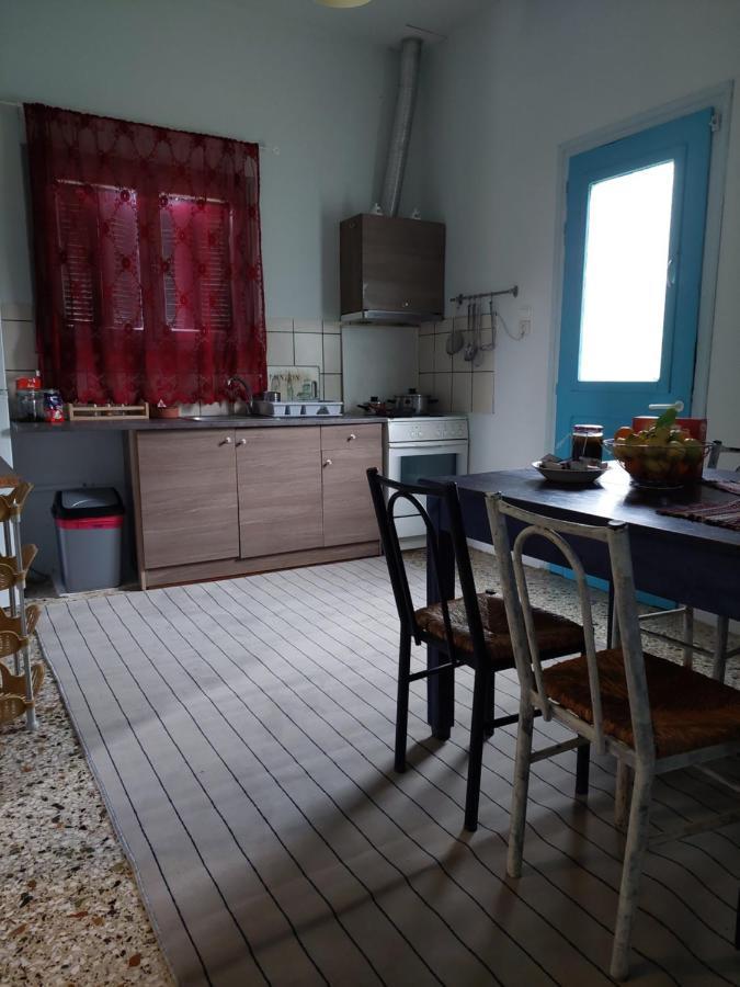Nala'S House Apartment Leonidio Ngoại thất bức ảnh