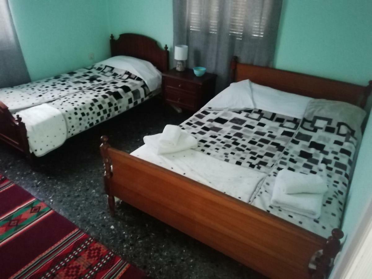 Nala'S House Apartment Leonidio Ngoại thất bức ảnh