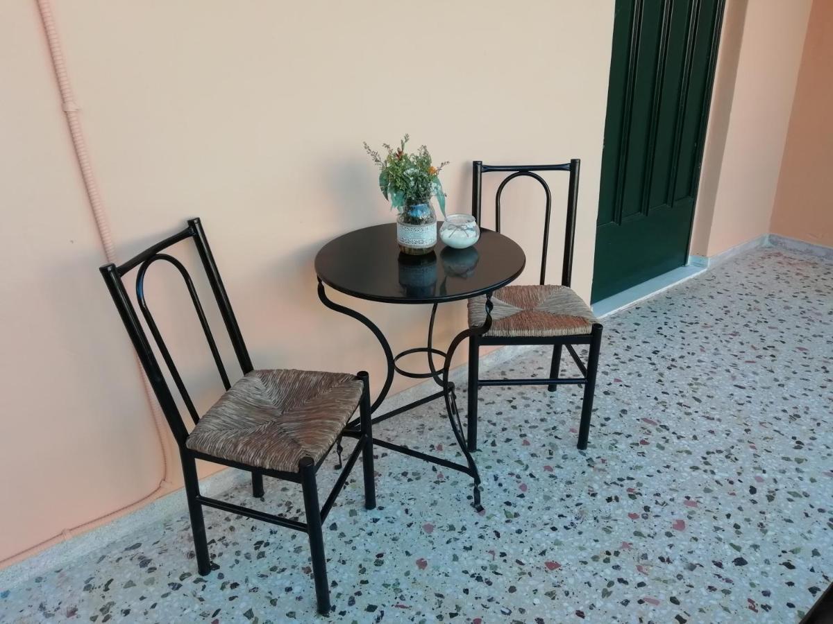 Nala'S House Apartment Leonidio Ngoại thất bức ảnh